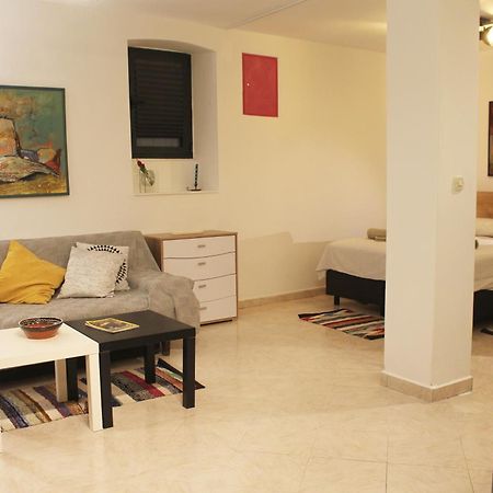 Street Garden Apartment Hvar Town Exterior foto