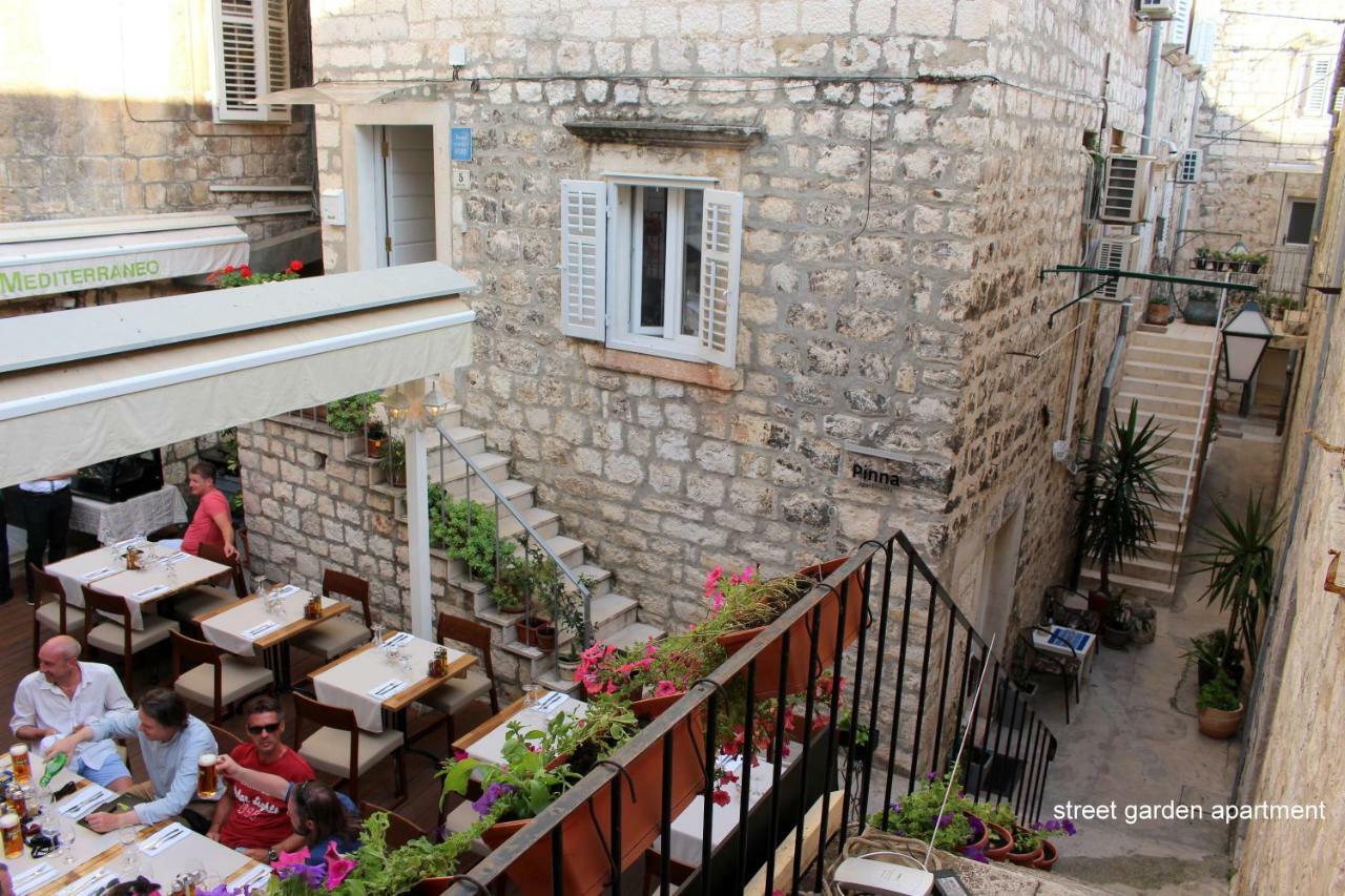Street Garden Apartment Hvar Town Exterior foto